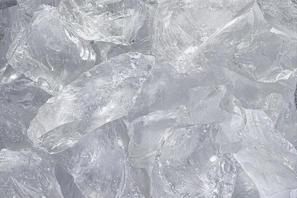 Glas Clear SS 40-80 mm – Nahaufnahme trocken (links) und nass (rechts) im Vergleich