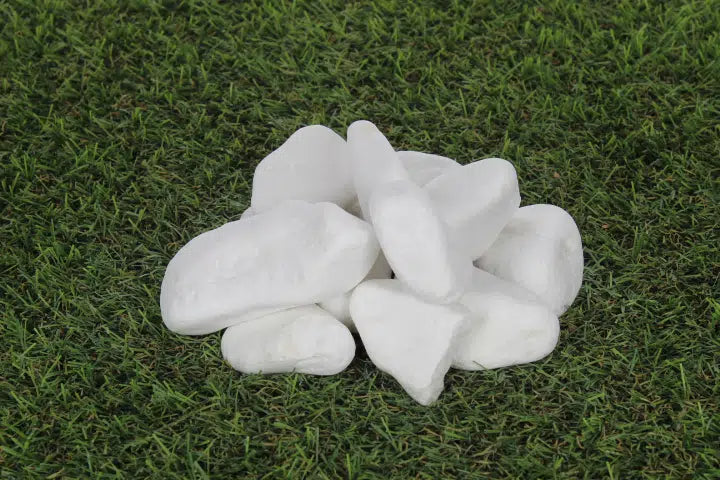 Schneeweiss Kies getrommelt 25-40 mm - weisse Steine