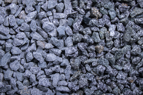 Pfeffer & Salz 8-12 mm – Nahaufnahme trocken (links) und nass (rechts) im Vergleich